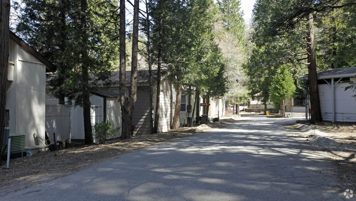 Building Photo - Creekside Trailer Park