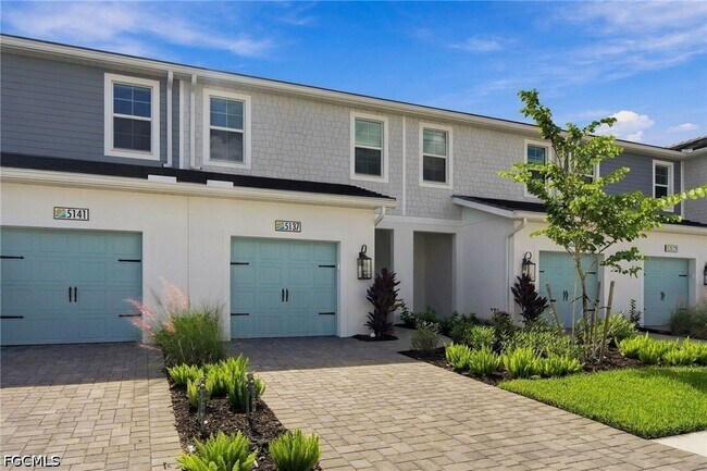 Foto del edificio - 5137 Draco Cir