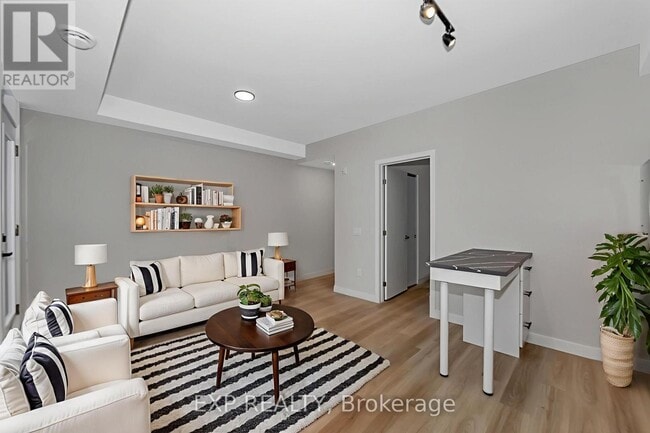 Building Photo - 211 Armstrong St