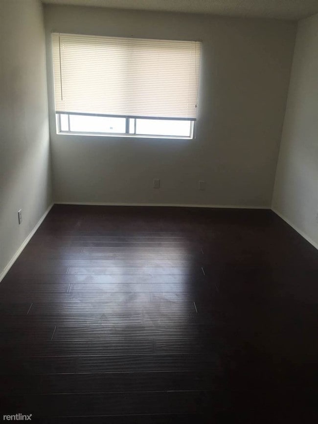 Foto del edificio - 1516 New Ave