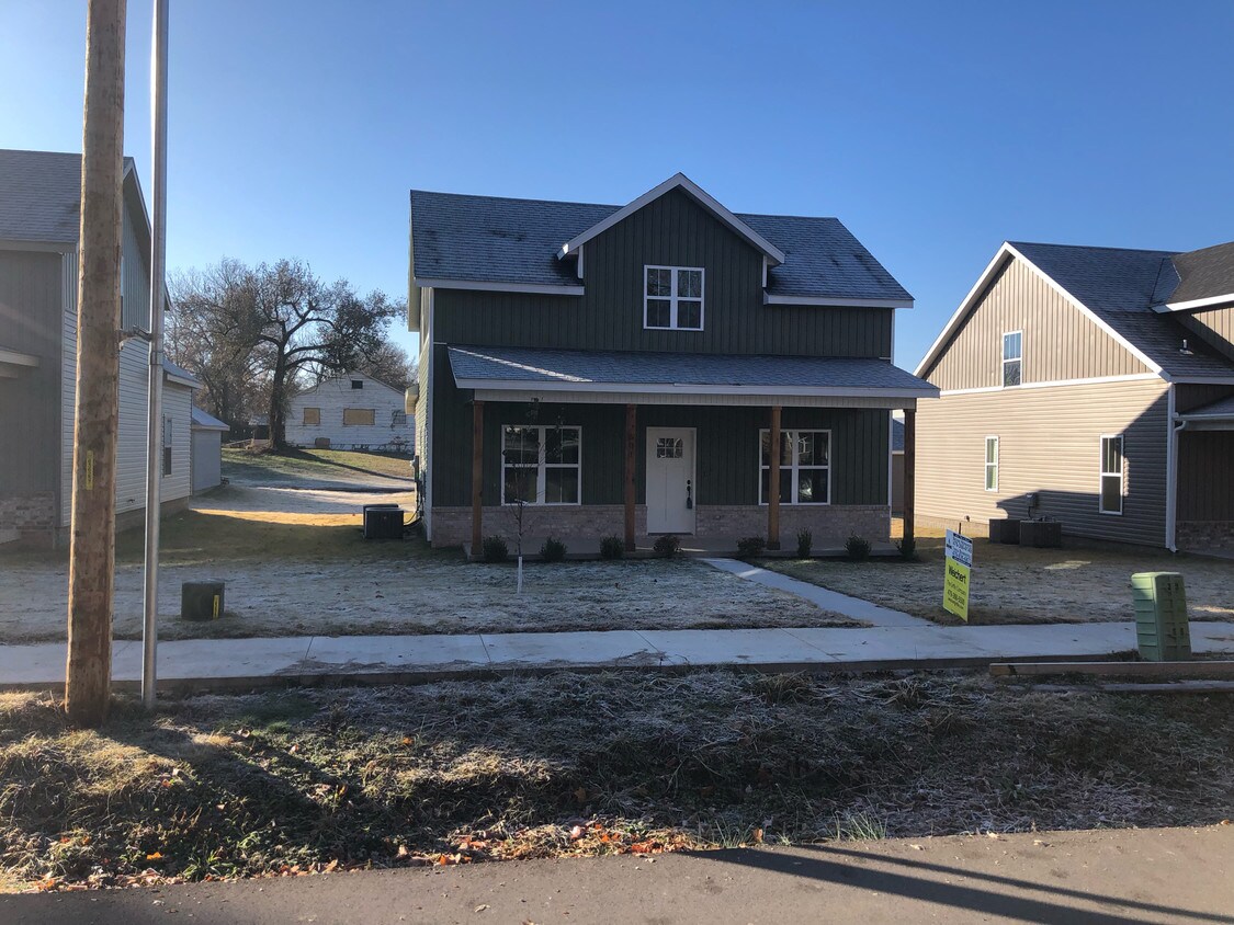 501 Birmingham St SE, Gravette, AR 72736 House Rental in Gravette, AR