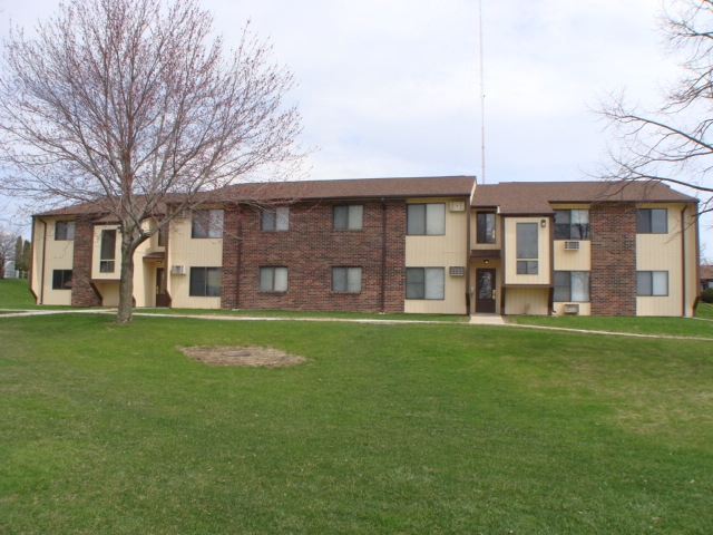Primary Photo - Jessen Woods Apartments