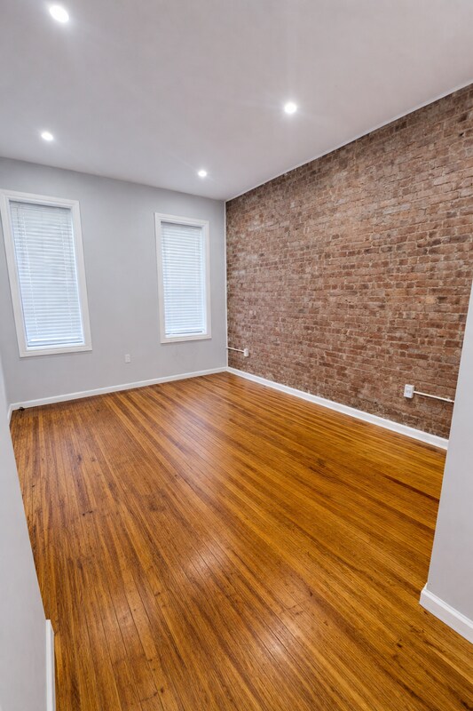 Foto del edificio - 299 Malcolm X Blvd