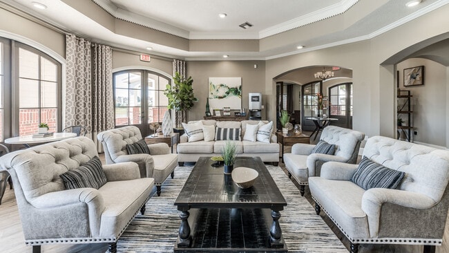 Leasing Office - Woodland Pines