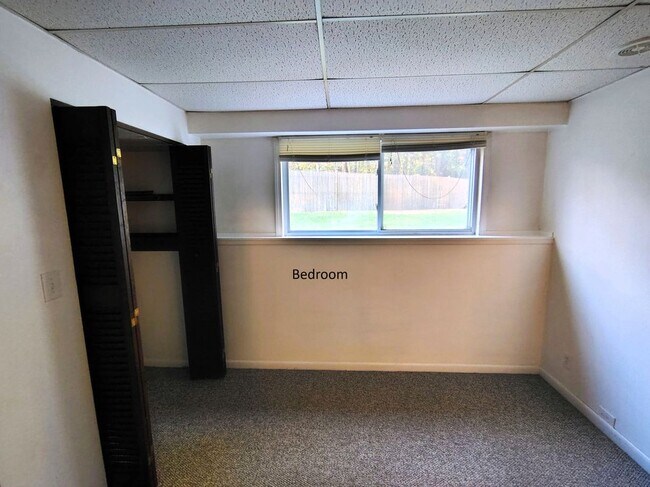 Foto del edificio - 124 Mammoth Rd