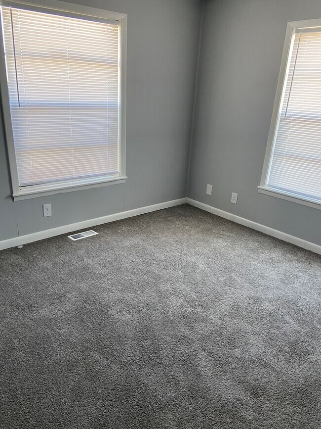 Kings Tree Apartments in Orange Park, FL