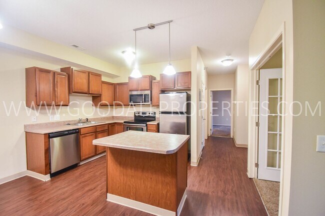 Foto del edificio - 3 Bedroom, 2 Bath Condo in Johnston w/ Garage