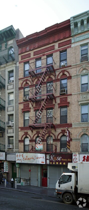 Building Photo - 55 Bayard St
