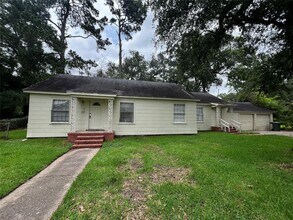 Building Photo - 1220 Trinidad St