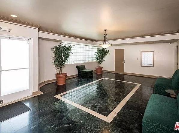Foto del edificio - 1310 N Detroit St