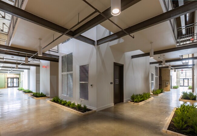 Foto del edificio - Power and Water Apartments