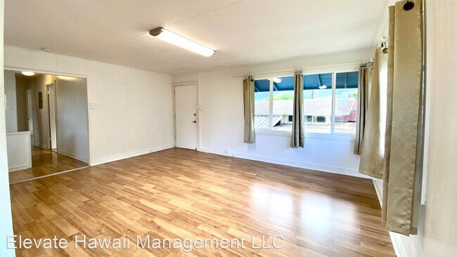 Building Photo - 3 br, 1.5 bath House - 3050 E Manoa Road