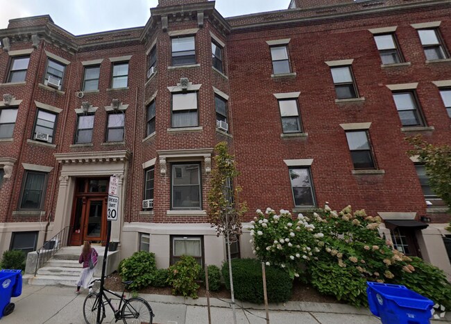 Building Photo - 50 Saint Paul St