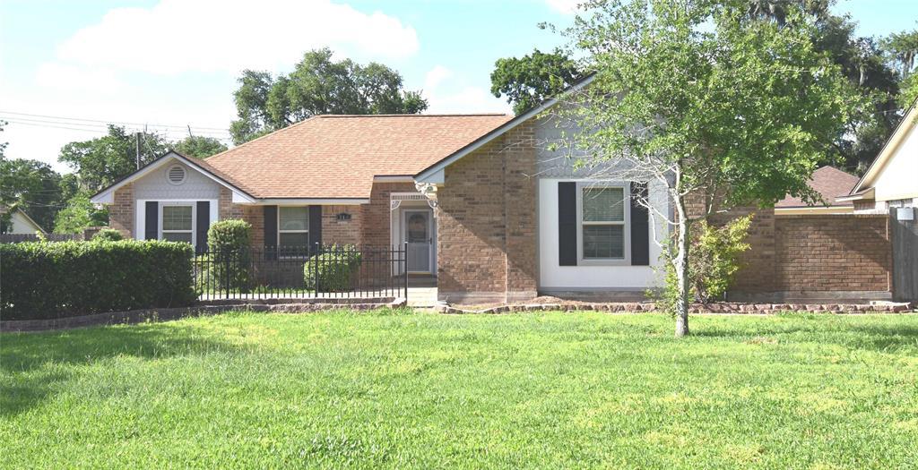 Primary Photo - 314 Raintree Ln
