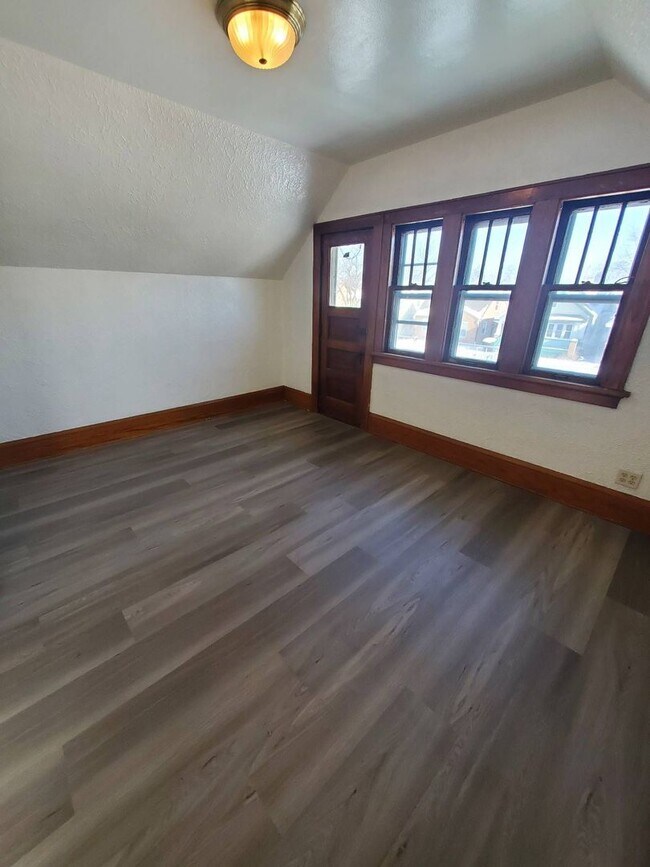 Foto del edificio - 4619 N 42nd St. (Duplex)