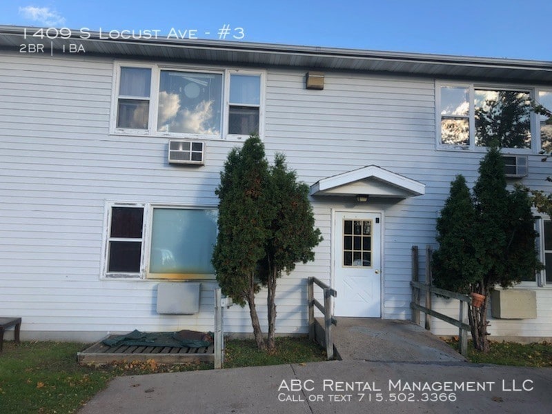 1409 S Locust Ave Unit 3, Marshfield, WI 54449 Apartment for Rent in