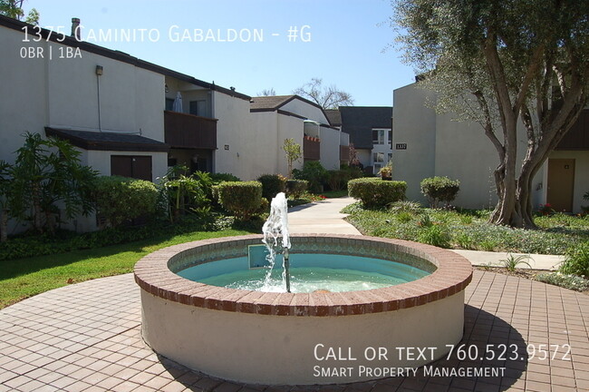 Building Photo - Adorable Studio! Ideal Location!