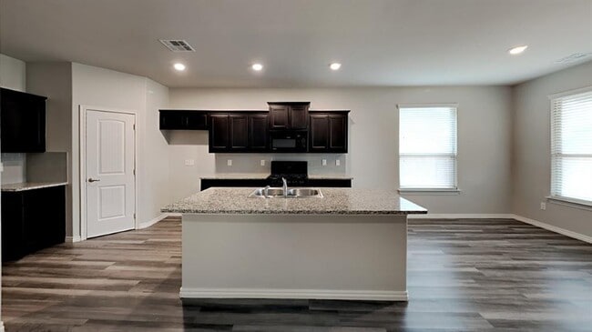 Building Photo - 14813 Turner Fls Rd