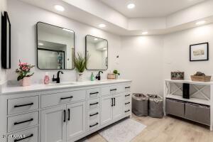Building Photo - 26414 S Lakemont Dr