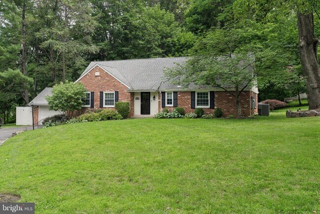 Foto del edificio - 903 Sulgrave Ln
