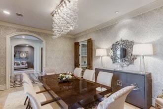 Building Photo - 3749 Olympia Dr