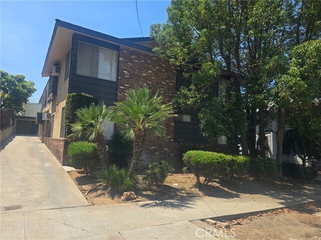 Foto principal - 13602 Penn St