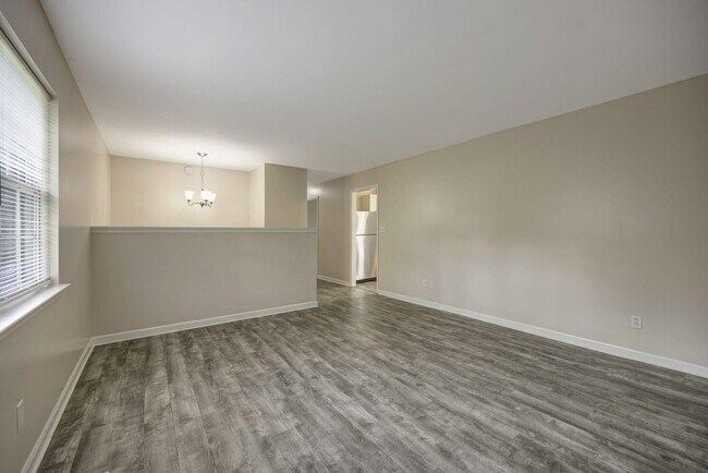 Foto del edificio - 1823 Julian Ridge Rd