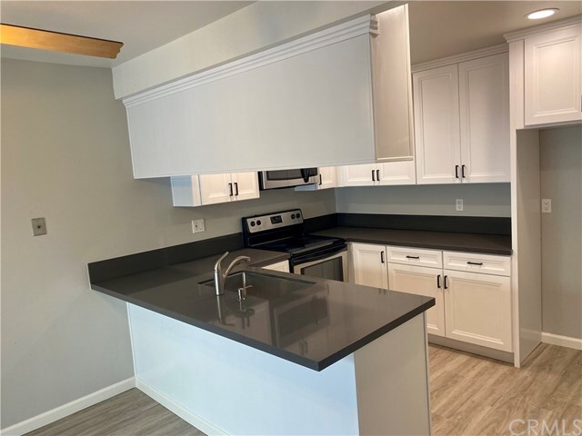 Foto del edificio - 2518 N Capri St