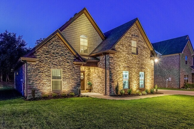 Foto del edificio - 5322 Honeybee Dr