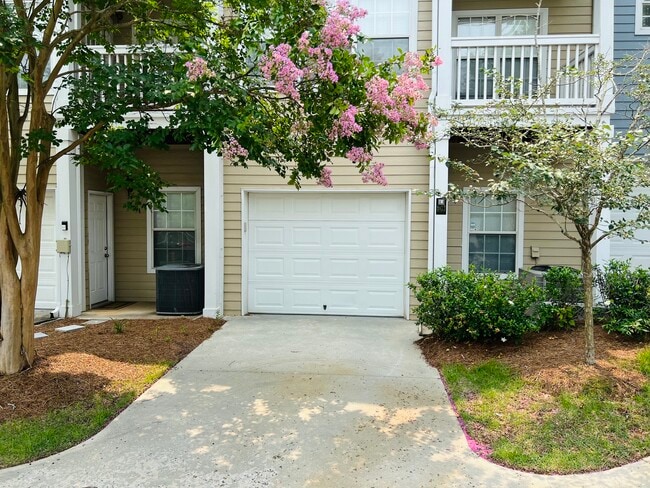 Back - 1732 Pryor Rd SW