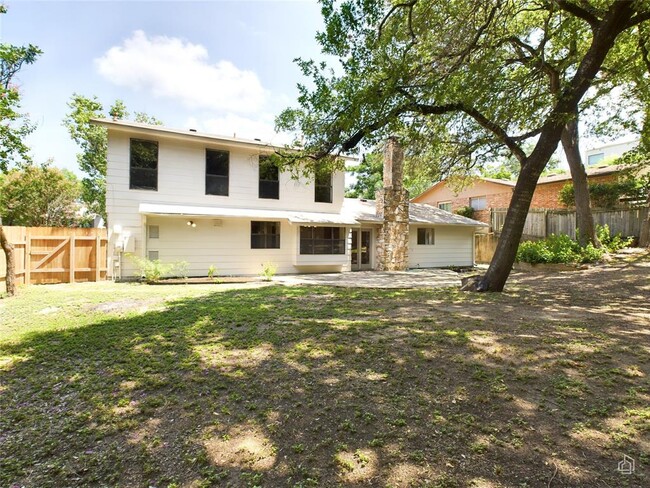 Building Photo - 2137 Barton Hills Dr
