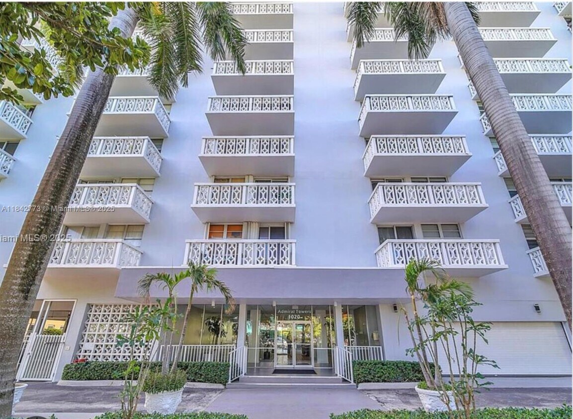 Foto principal - 1020 Meridian Ave