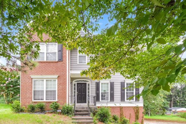 Building Photo - 1307 Highfield Dr NE