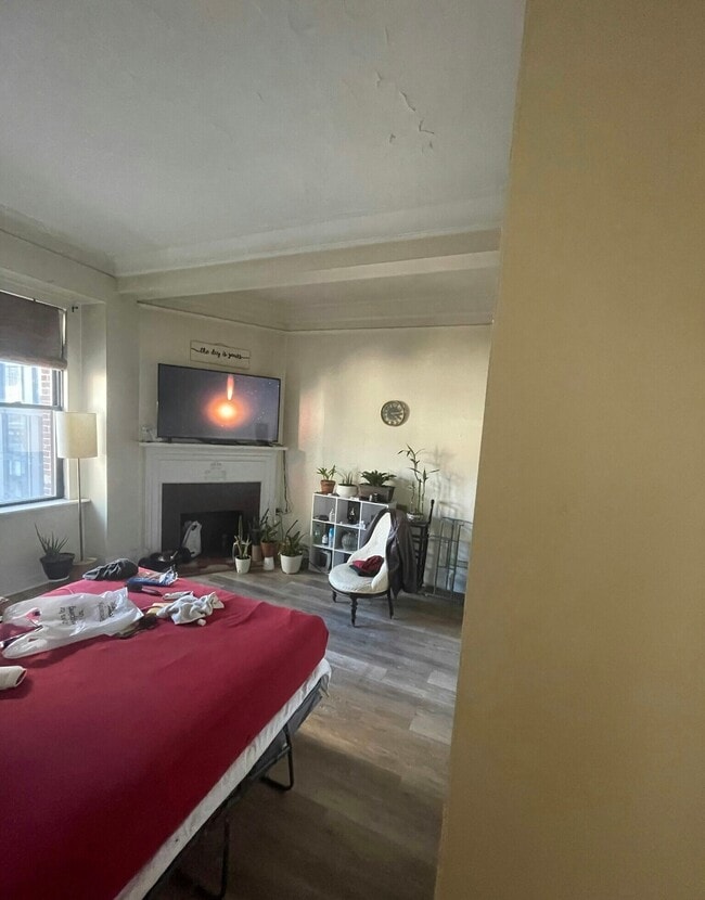 Building Photo - 41 Boylston St