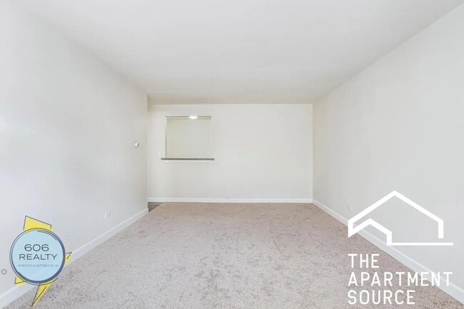 Building Photo - 1039 College Ave