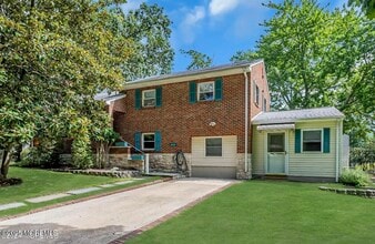 Building Photo - 223 Harrison Ave