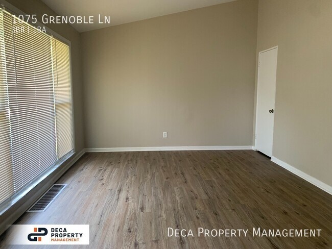 Building Photo - 3 Bedroom 1 Bathroom House
