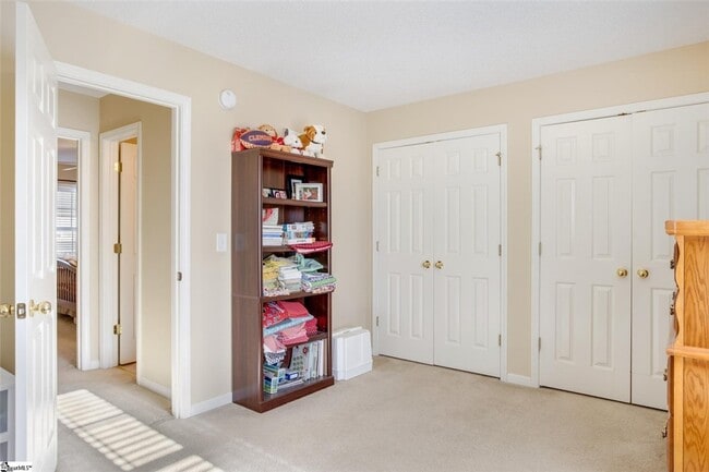 Foto del edificio - 213 Springfield Cir