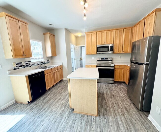 Building Photo - 4 bedrooms in Ballantyne 28277 COMING SOON!!