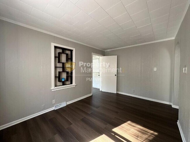 Foto del edificio - 2629 Lawrence St