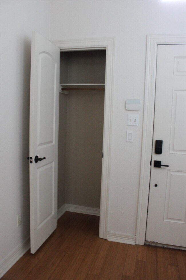 Foto del edificio - 4402 Lillian St