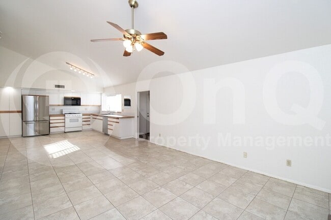 Building Photo - 2963 E El Moro Ave