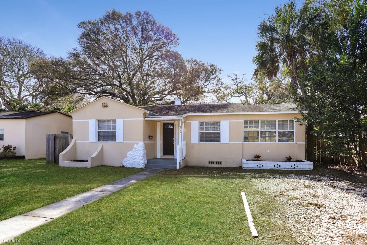 2144 23rd Ave N, Saint Petersburg, FL 33713 House for Rent in Saint
