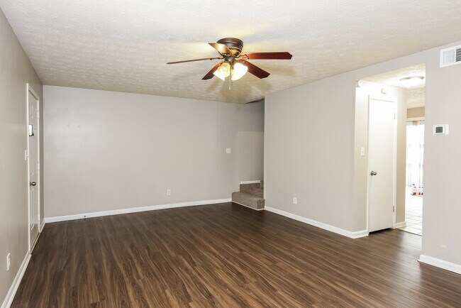 Foto del edificio - 417 Northdale Ct