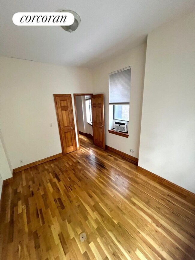 Foto del edificio - 167 W 80th St