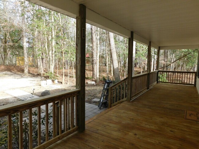 Building Photo - 273 Scott Farm Road