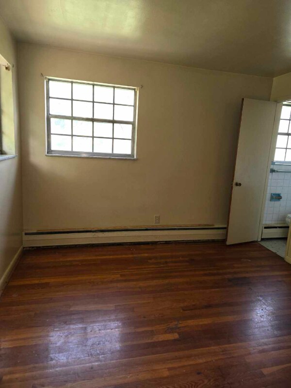 Foto del edificio - 1600 Crest Hill Ave