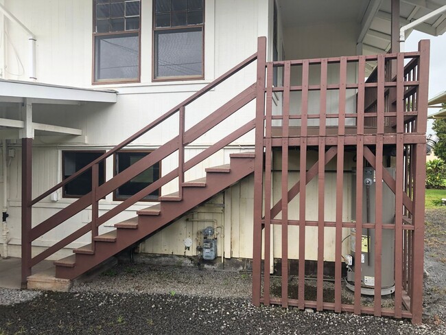 Foto del edificio - 2-story home near Waiakea Villas