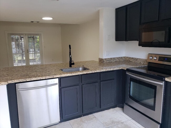 Building Photo - 89 SW 3rd St