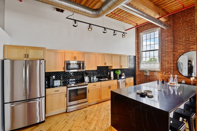 Building Photo - 1400 Rosa L Parks Blvd